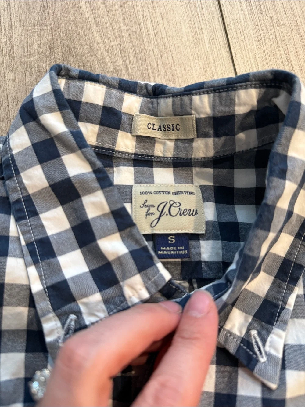 J. Crew Men’s Navy and White Gingham Short sleeve Button-Down Shirt small